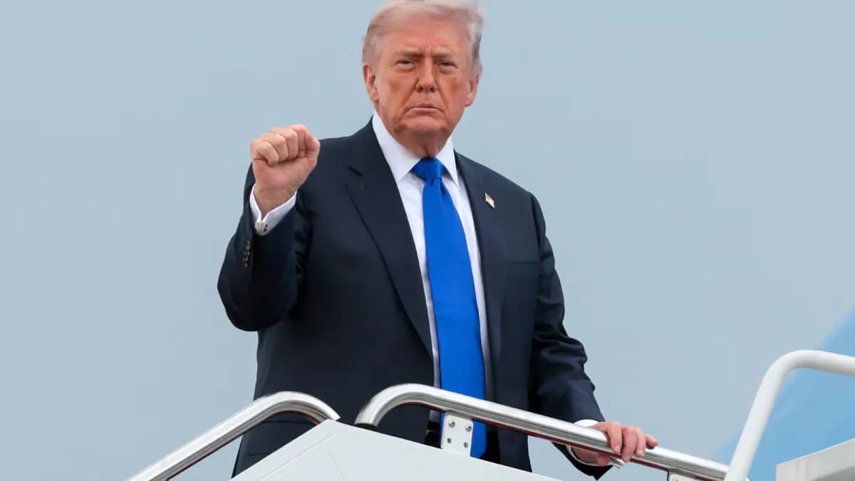 Mecca Pact पर Donald Trump का बड़ा बयान: Saudi Arabia, Turkey और Pakistan के रक्षा समझौते को बताया ‘BIG, BOLD’ कदम Mecca Pact पर Donald Trump का बड़ा बयान: Saudi Arabia, Turkey और Pakistan के रक्षा समझौते को बताया ‘BIG, BOLD’ कदम