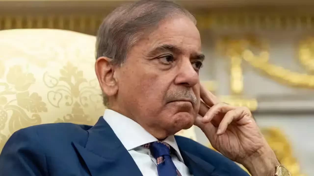 Pakistan ने अमेरिका से मांगी $10 अरब की मदद, जानिए क्यों चाहिए Exchange Stabilisation Facility Pakistan ने अमेरिका से मांगी $10 अरब की मदद, जानिए क्यों चाहिए Exchange Stabilisation Facility